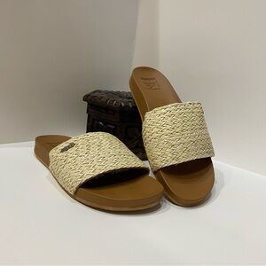 Woman’s Reef Natural Cushion Scout Braids Slide Beach/Pool Sandal Size 6